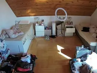 Camsoda Free Live Porn of voyeurcam-julmodels-greybed-3