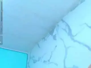 Camsoda Adult Webcams of cristal-horny19