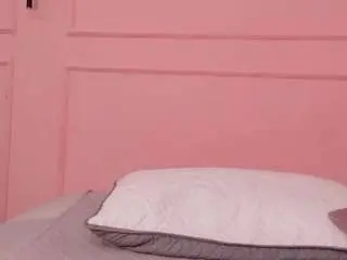 Camsoda Live Sex Cam of mia-colllins