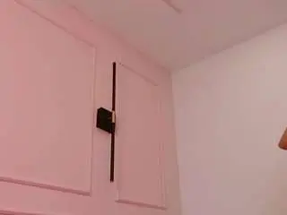 Camsoda Private Sex Chat of mia-colllins