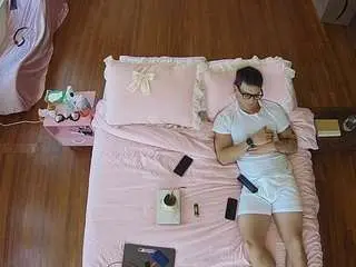 Camsoda Adult Webcams of voyeurcam-celticiron-01