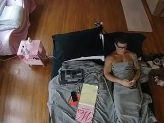 Camsoda Adult Webcam of voyeurcam-celticiron-01