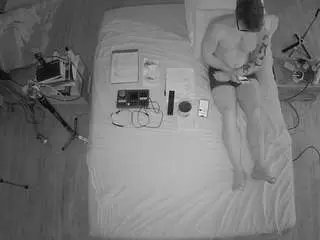 Camsoda Adult Webcams of voyeurcam-celticiron-01