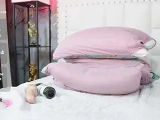 Camsoda Live Porn of hornybarelylegalgirl