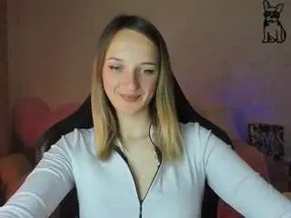 Camsoda Nude Webcam of rousereedd