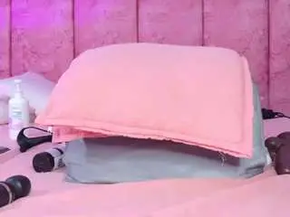 Camsoda Sex Cam of emmacurvy