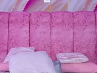 Camsoda Free Porn Cam of emmacurvy