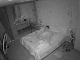Camsoda Adult Video Chat of voyeurcam-casa-salsa-bedroom-2