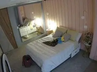Camsoda Live Porn of voyeurcam-casa-salsa-bedroom-2