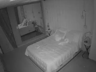 Camsoda Adult Video Chat of voyeurcam-casa-salsa-bedroom-2