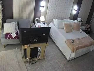 Camsoda Live Porn of voyeurcam-casa-salsa-bedroom-2