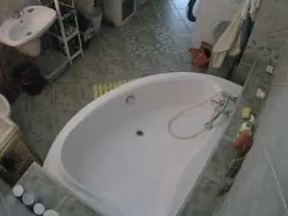 Camsoda Free Live Porn of voyeurcam-julmodels-bath-1st-1
