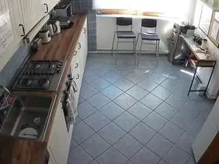 Camsoda Private Sex Chat of voyeurcam-julmodels-kitchen-2