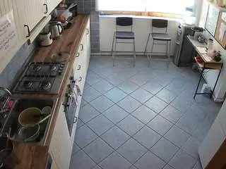 Camsoda Watch Live Sex Cams of voyeurcam-julmodels-kitchen-2