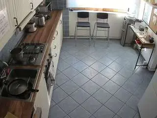 Camsoda Free Porn Cam of voyeurcam-julmodels-kitchen-2