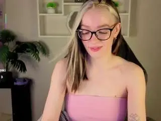 Camsoda Nude Webcam of rocket-bunnyy