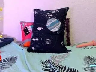 Camsoda Adult Webcam of naniis-wish