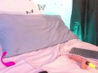 Camsoda Sex Cam of samaraa-smith