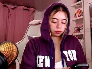 Camsoda Free Porn Cam of imthegoddess