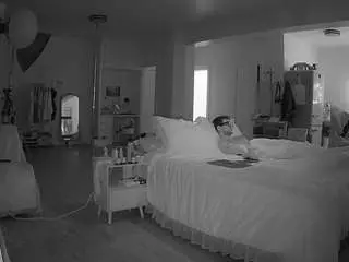 Camsoda Nude Webcam of voyeurcam-celticiron-02