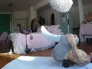Camsoda Sex Cam of voyeurcam-celticiron-02