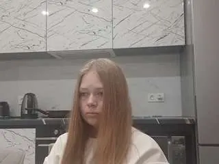 Camsoda Free Live Porn of carlinemcfield