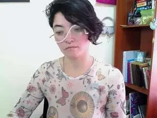 Camsoda Sex Chat of cameliasaenz