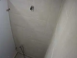 Camsoda Adult Webcams of voyeurcam-jb-shower-1