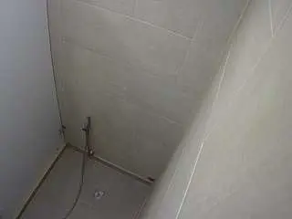 Camsoda Free Porn Cam of voyeurcam-jb-shower-1