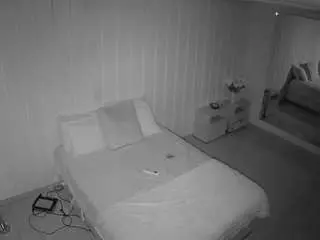 Camsoda Live Sex of voyeurcam-casa-salsa-bedroom-5