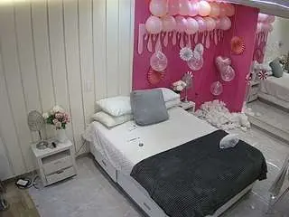 Camsoda Sex Chat of voyeurcam-casa-salsa-bedroom-5