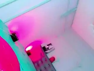 Camsoda Nude Webcam of shaantalmiillan