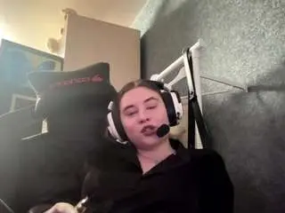 Camsoda Free Porn Cam of feliciakendrix