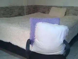 Camsoda Adult Webcams of mia-makleynn