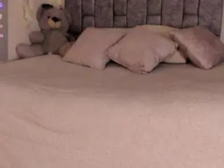 Camsoda Nude Webcam of iam-emiily