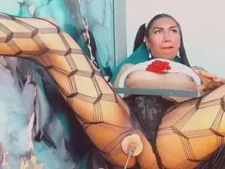 Camsoda Live Porn of khiara-moretti