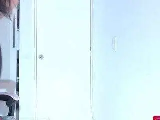 Camsoda Nude Webcam of wandaxs69
