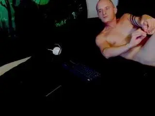 Camsoda Free Porn Cam of shadowvmyers