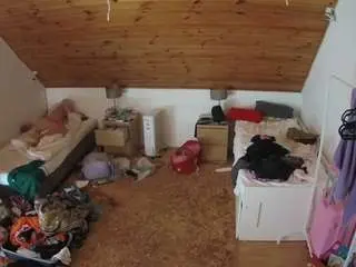 Camsoda Watch Live Sex Cams of voyeurcam-julmodels-whitebed-3