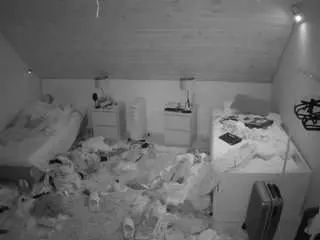 Camsoda Best Webcam of voyeurcam-julmodels-whitebed-3