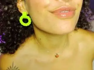 Camsoda Free Porn Cam of dani-moore