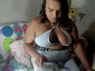 Camsoda Live Porn of clodymalla22