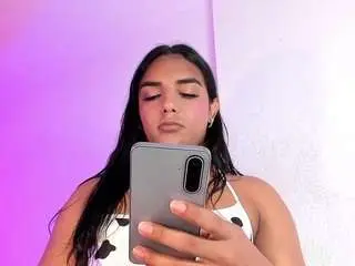Camsoda Nude Webcam of hotlittlebittch