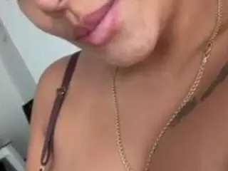 Camsoda Private Sex Chat of salommecruz