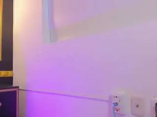 Camsoda Free Live Porn of bombom-fox