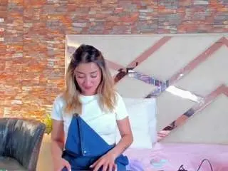Camsoda Adult Webcams of lucy-davies