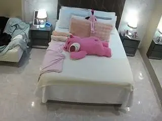 Camsoda Free Porn Cam of voyeurcam-casa-salsa-bedroom-3