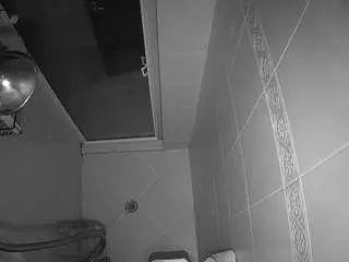 Camsoda Adult Video Chat of voyeurcam-baileybase-shower