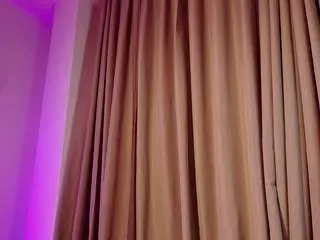 Camsoda Live Porn of hillary-queen