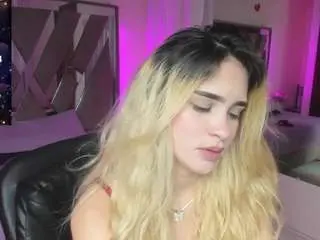 Camsoda Free Live Porn of noa-cooper